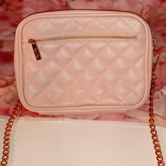 Pink Quilted Itzy Ritzy Crossbody Diaper Bag with Rose Gold Hardware - Picture 9 of 13